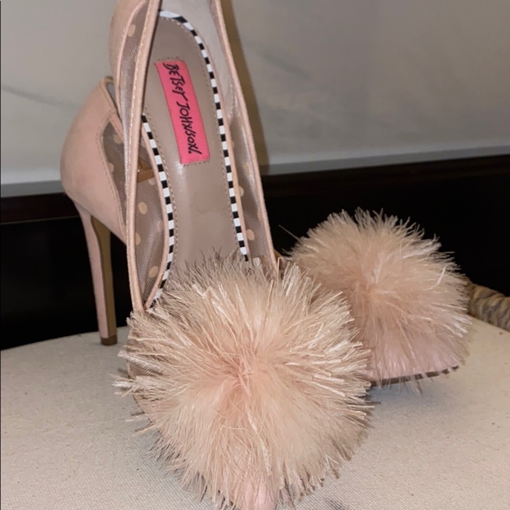 Betsy Johnson pompom high heel pumps